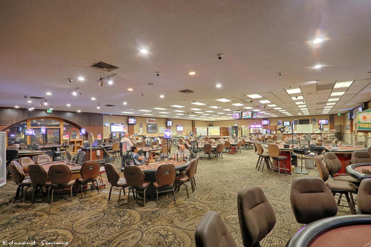 Econo Lodge Lake Elsinore Casino Zewnętrze zdjęcie
