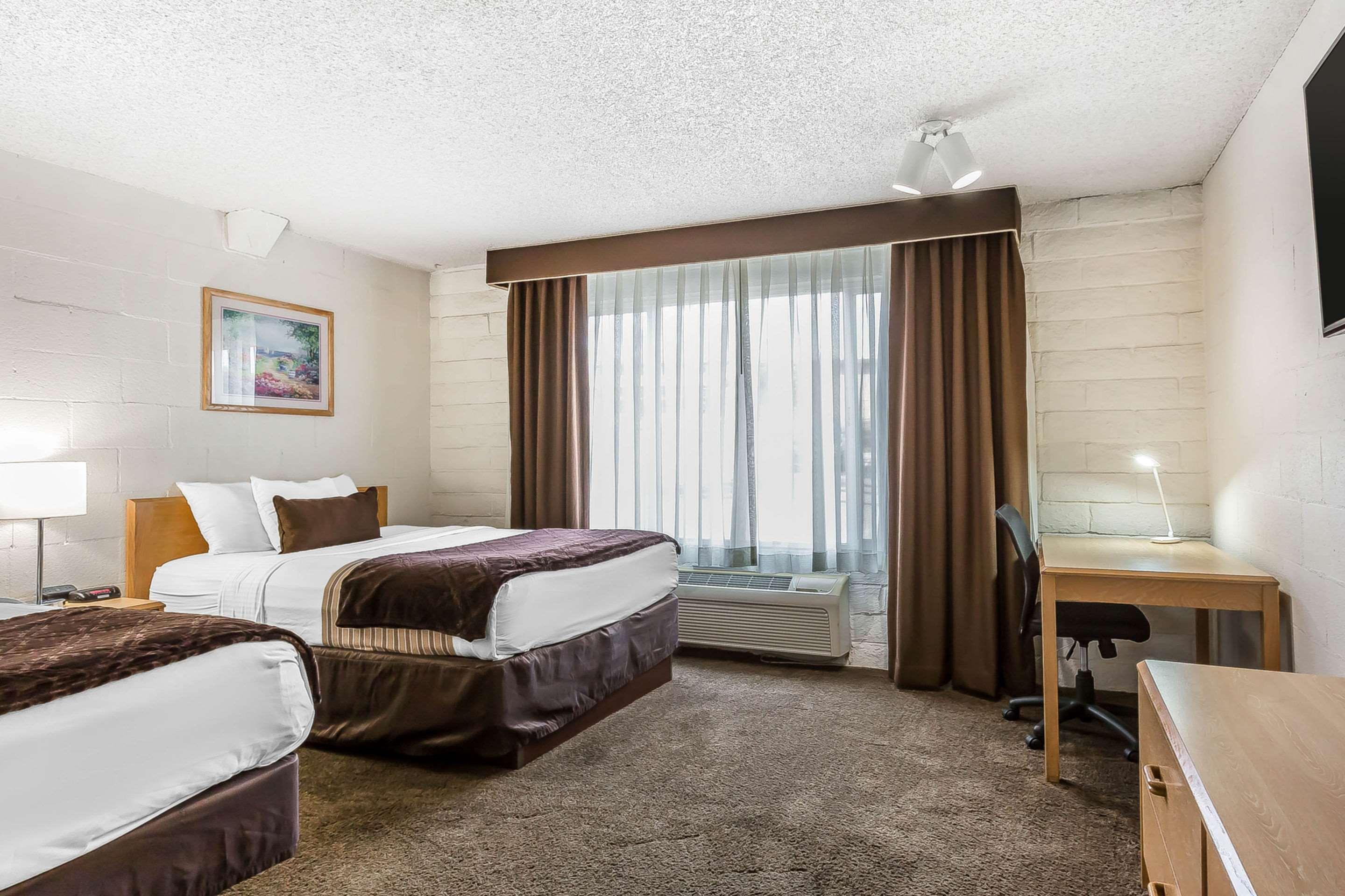 Econo Lodge Lake Elsinore Casino Zewnętrze zdjęcie