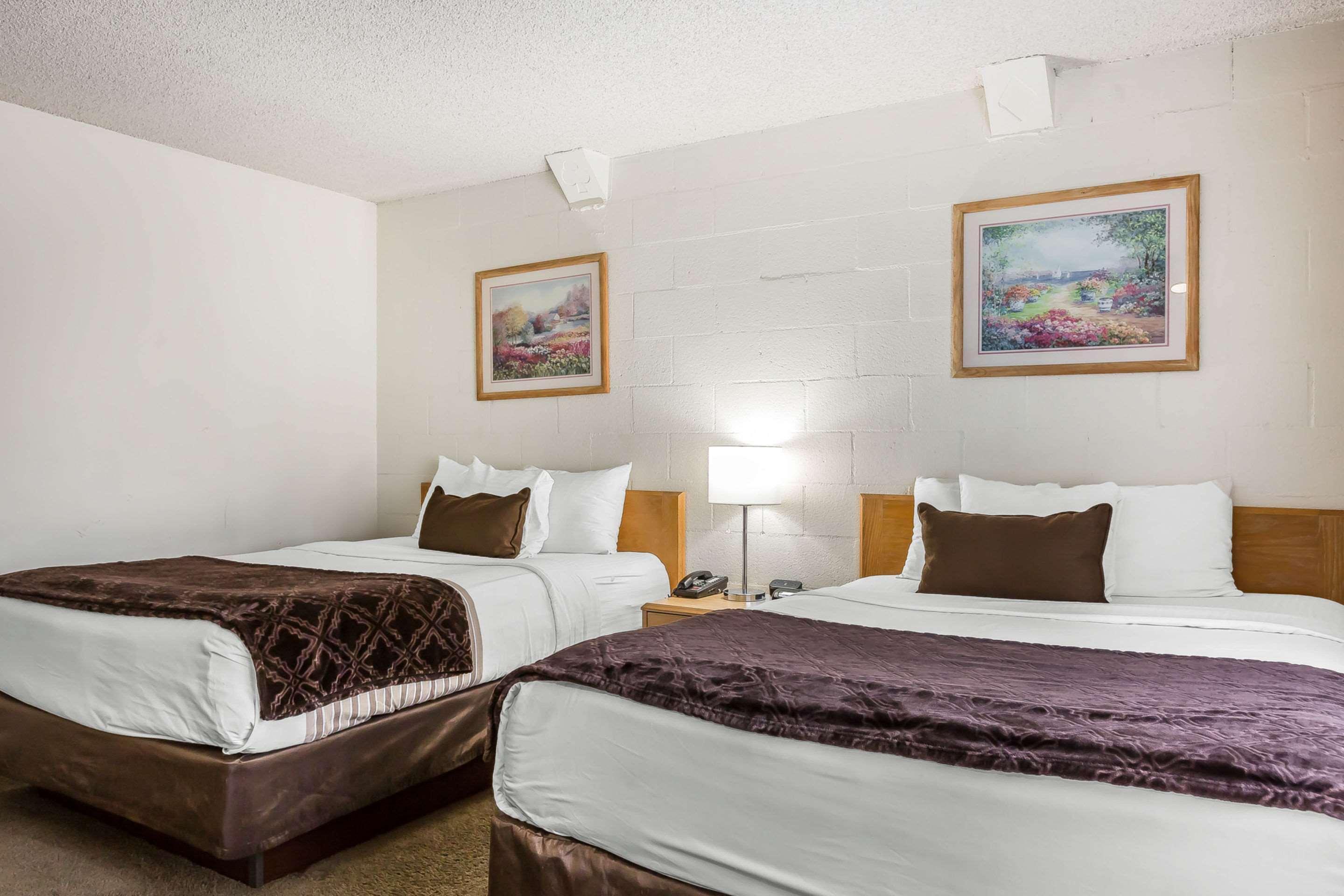 Econo Lodge Lake Elsinore Casino Zewnętrze zdjęcie