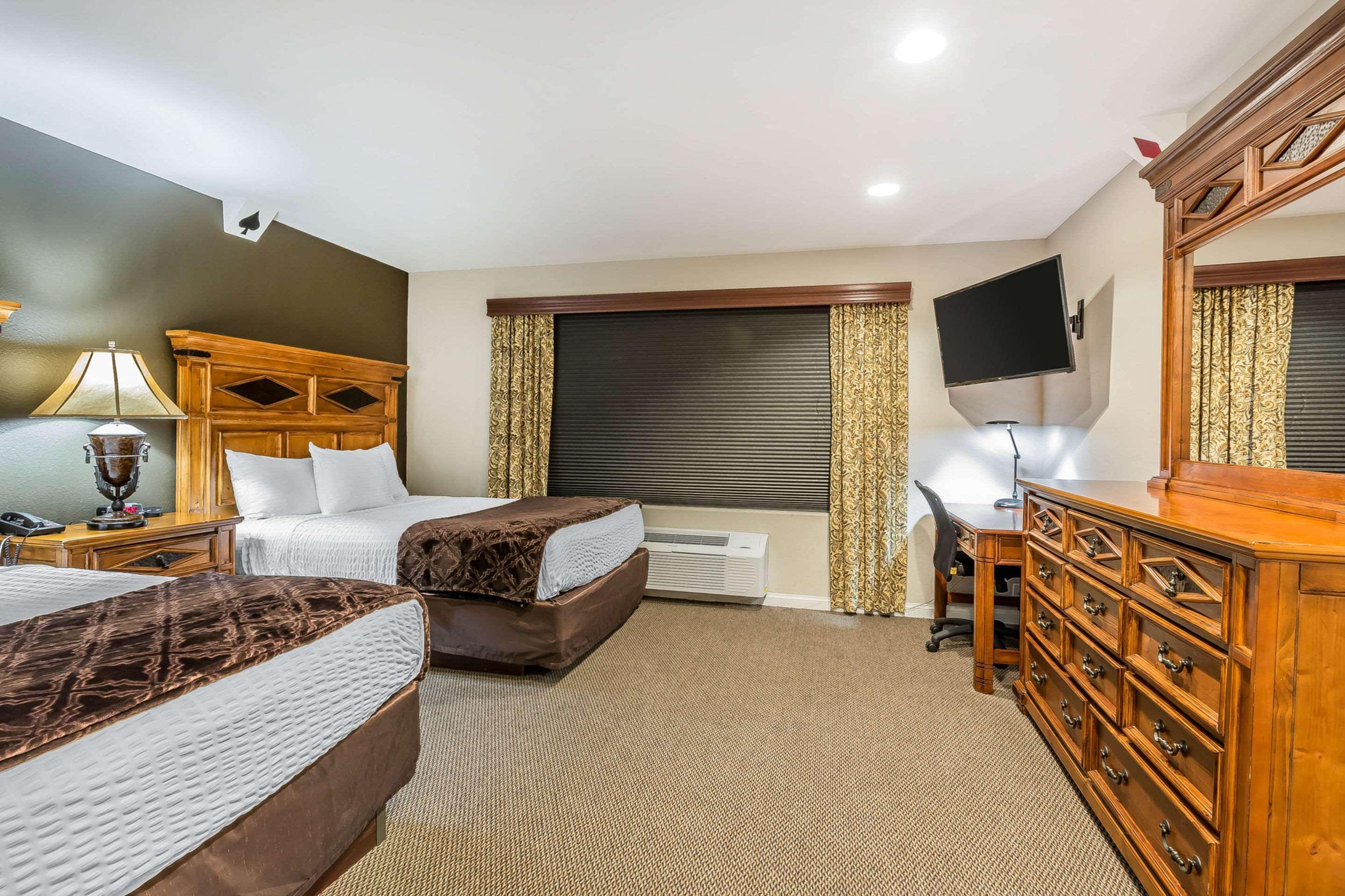 Econo Lodge Lake Elsinore Casino Zewnętrze zdjęcie