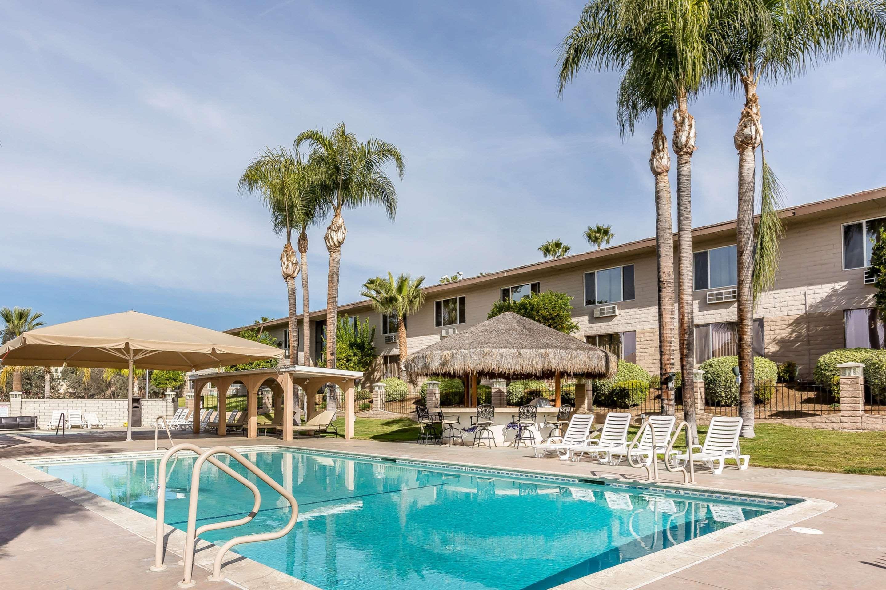 Econo Lodge Lake Elsinore Casino Zewnętrze zdjęcie