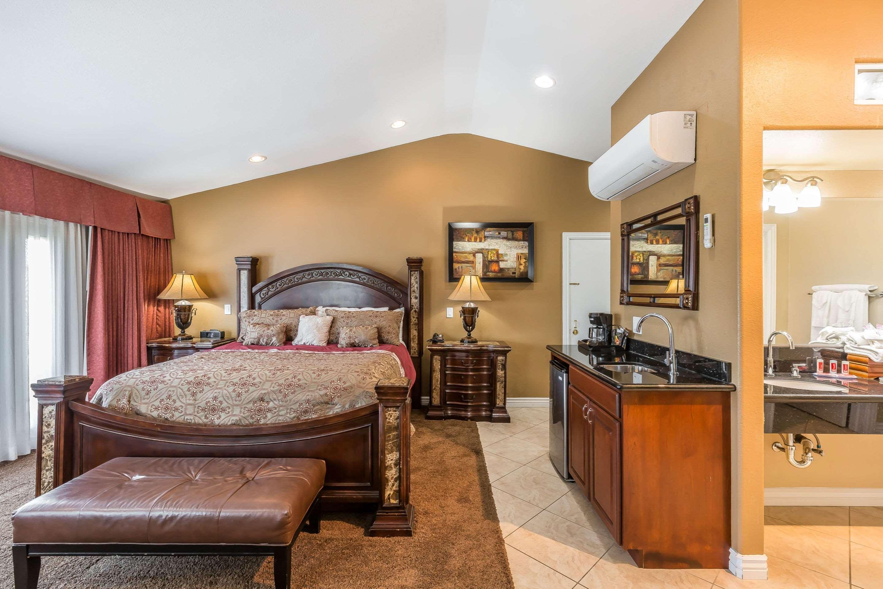 Econo Lodge Lake Elsinore Casino Zewnętrze zdjęcie