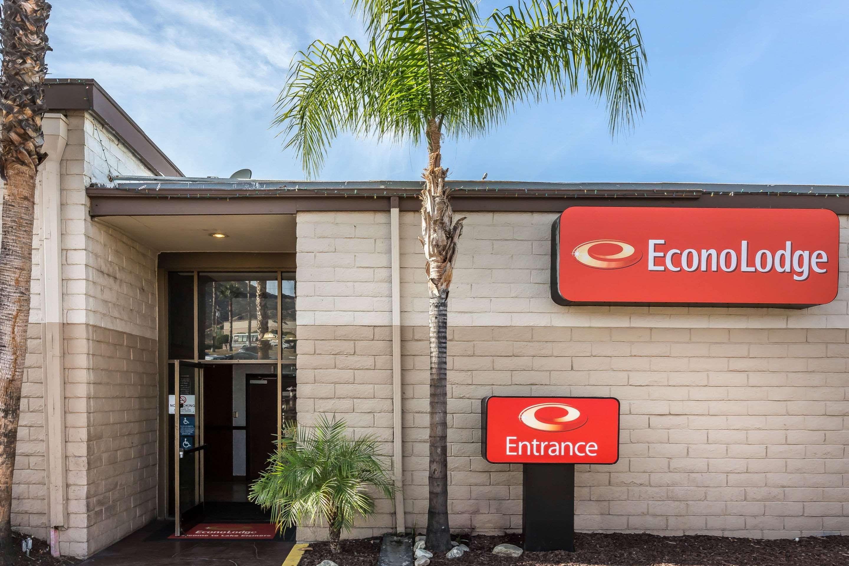 Econo Lodge Lake Elsinore Casino Zewnętrze zdjęcie